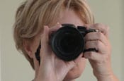 Camera thumb