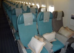http://www.bloggeratlarge.com/wp-content/uploads/SQ-economy-class.jpg