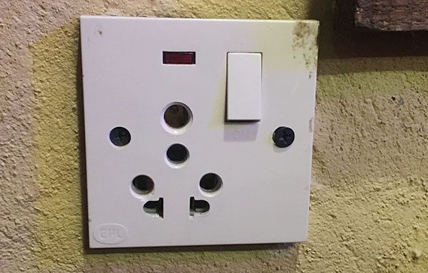 Nepal power plug