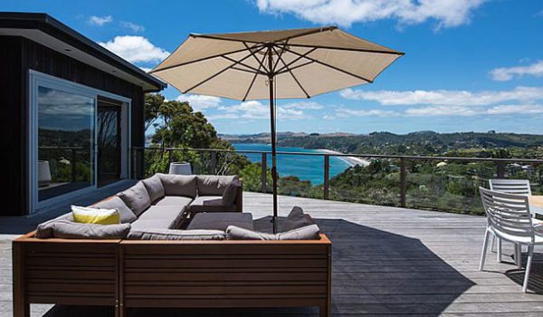 Luxury deck Waiheke