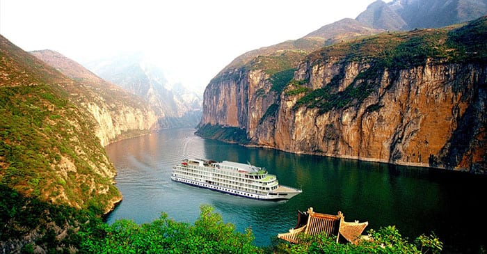 Cruising the Yangtze