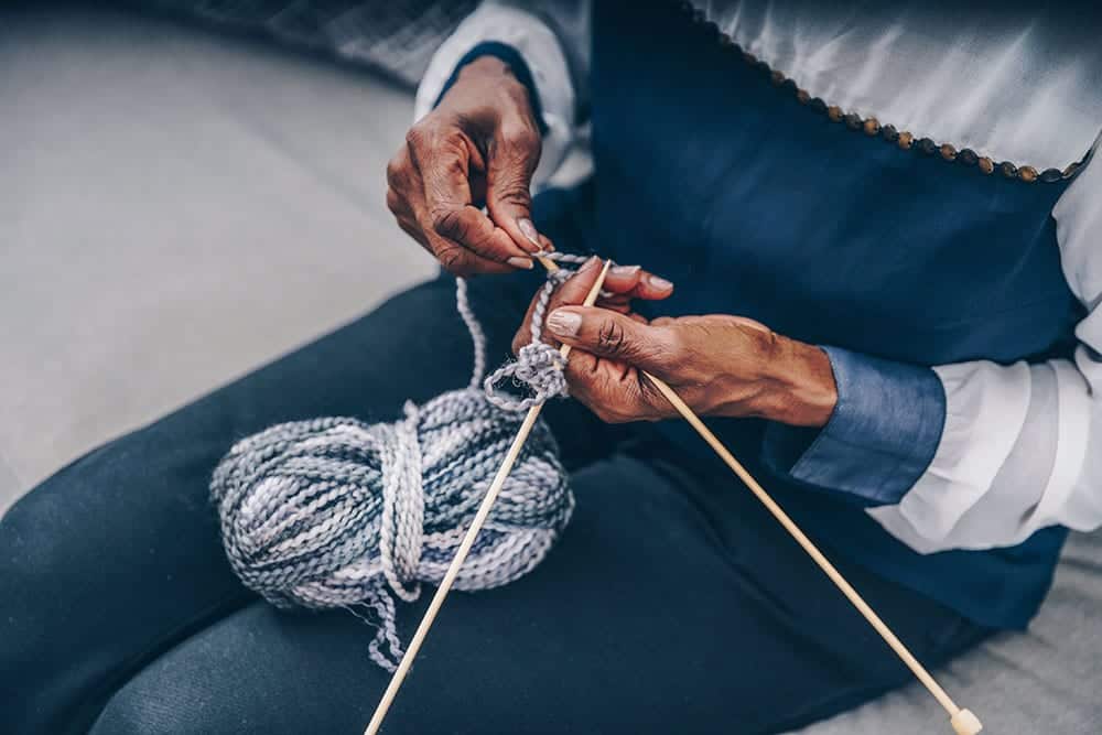 Knitting on a plane