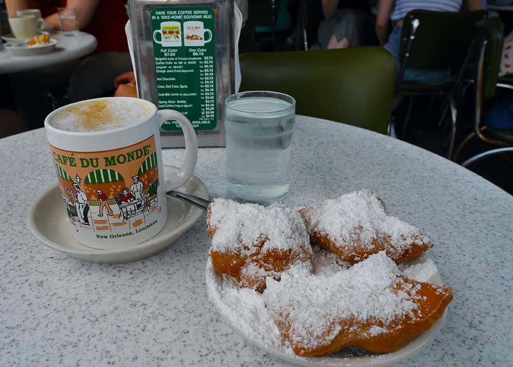 warm beignets at Cafe du Monde