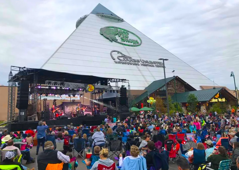 Live music at Bass Pro Shop