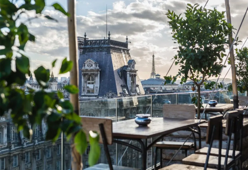 Créatures Paris - Rooftop bar in Paris