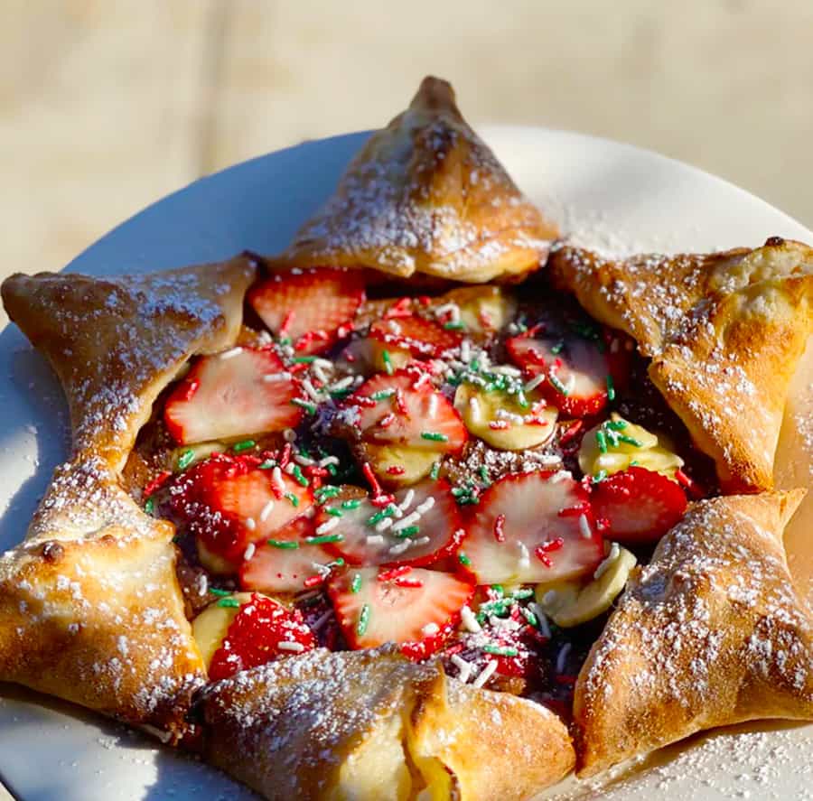 Strawberry pastry