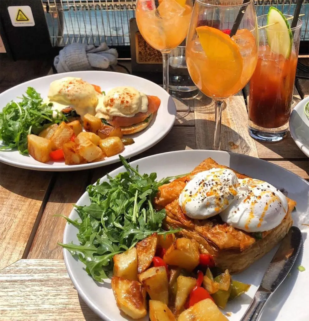 Brunch manhattan store