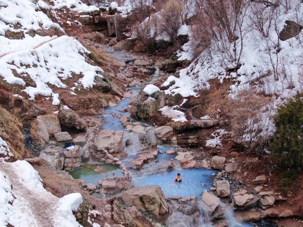 Diamond Fork hot springs in snow