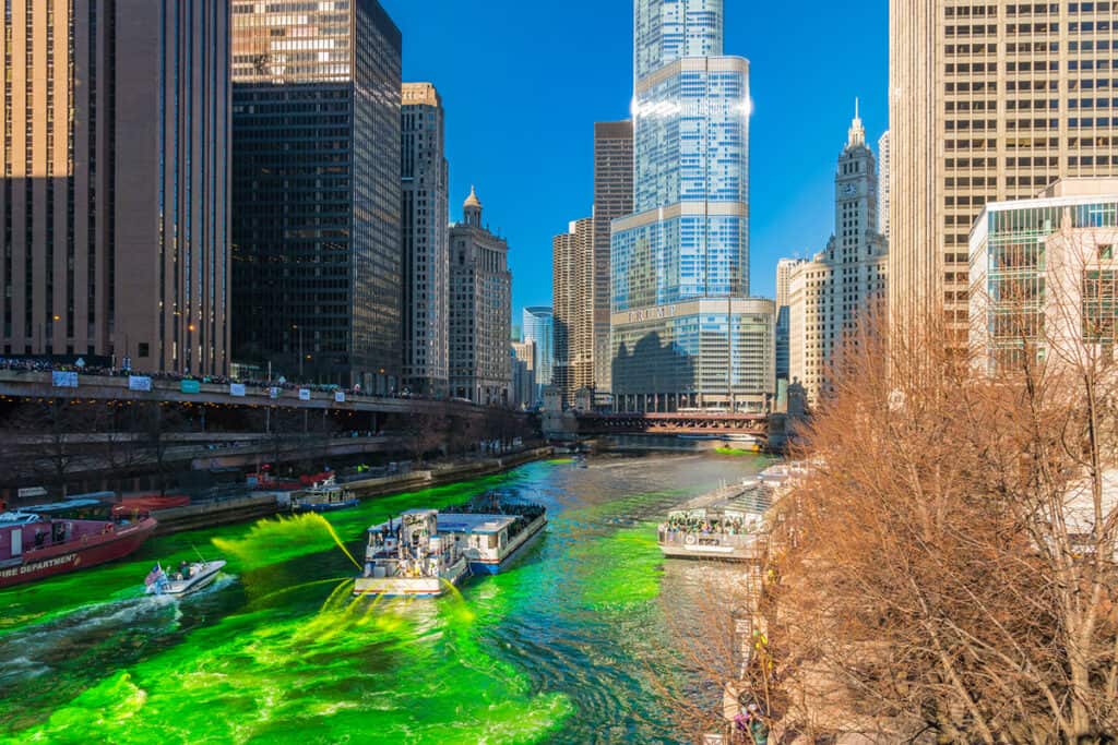 Chicago river being dyed green