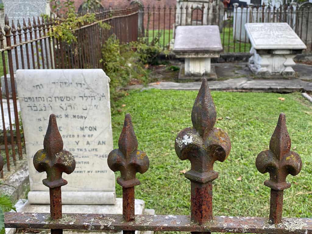 The Nathan family graves, Auckland