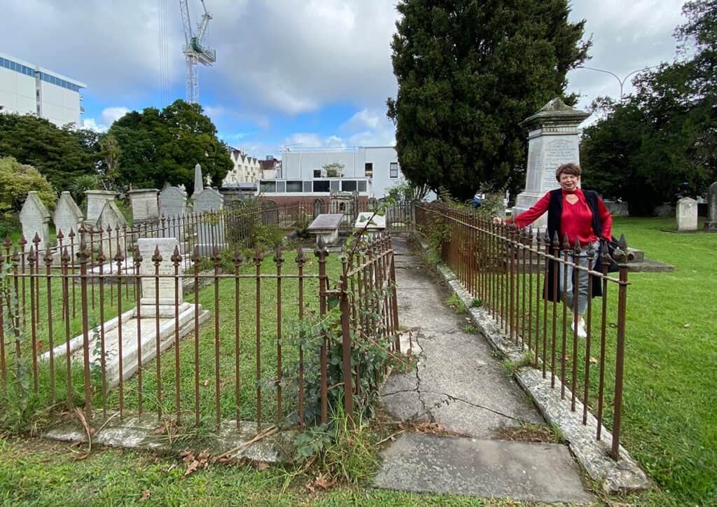 Makam keluarga Nathan, Auckland