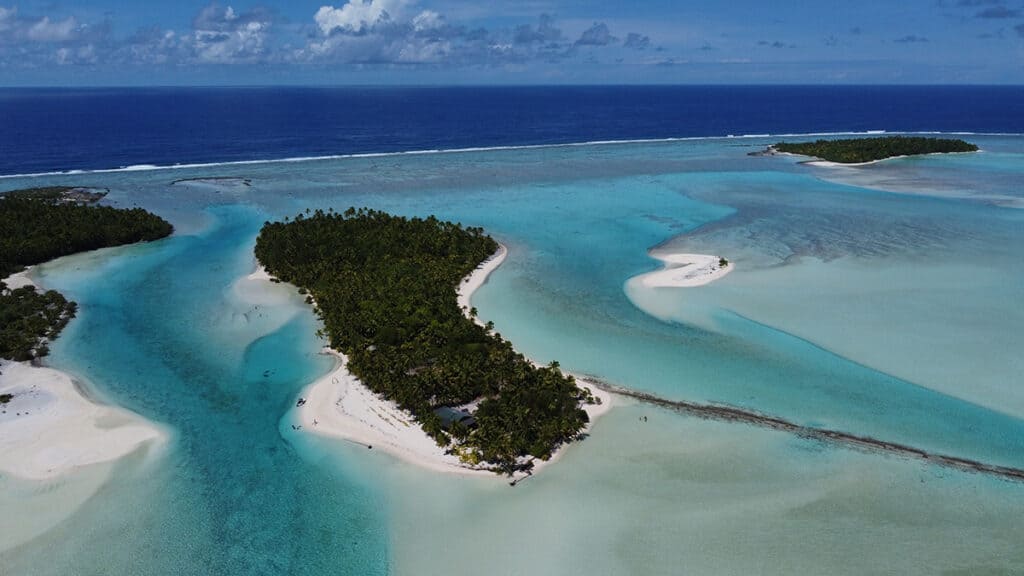 Aitutaki lagoon