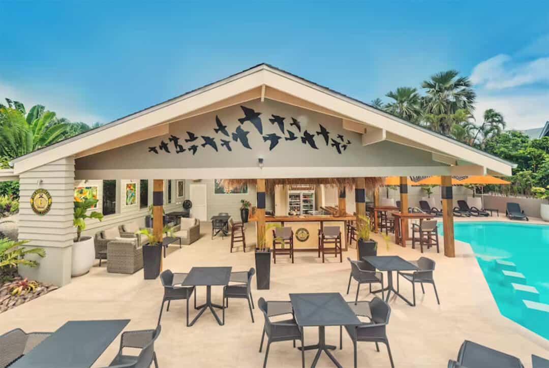 Girls week in Rarotonga! Blogger at Large