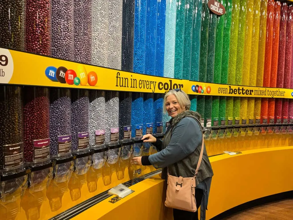 Filling my bag at M&M store