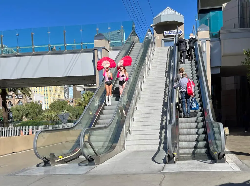 Las Vegas escalators
