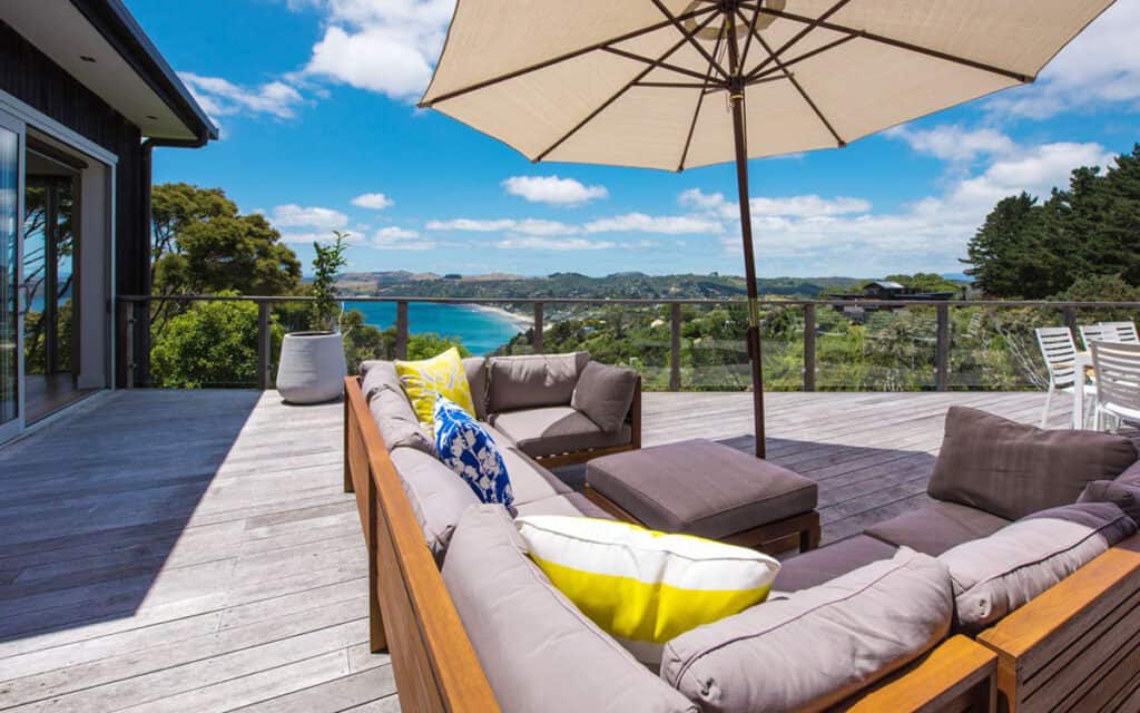 Onetangi Luxury deck with view