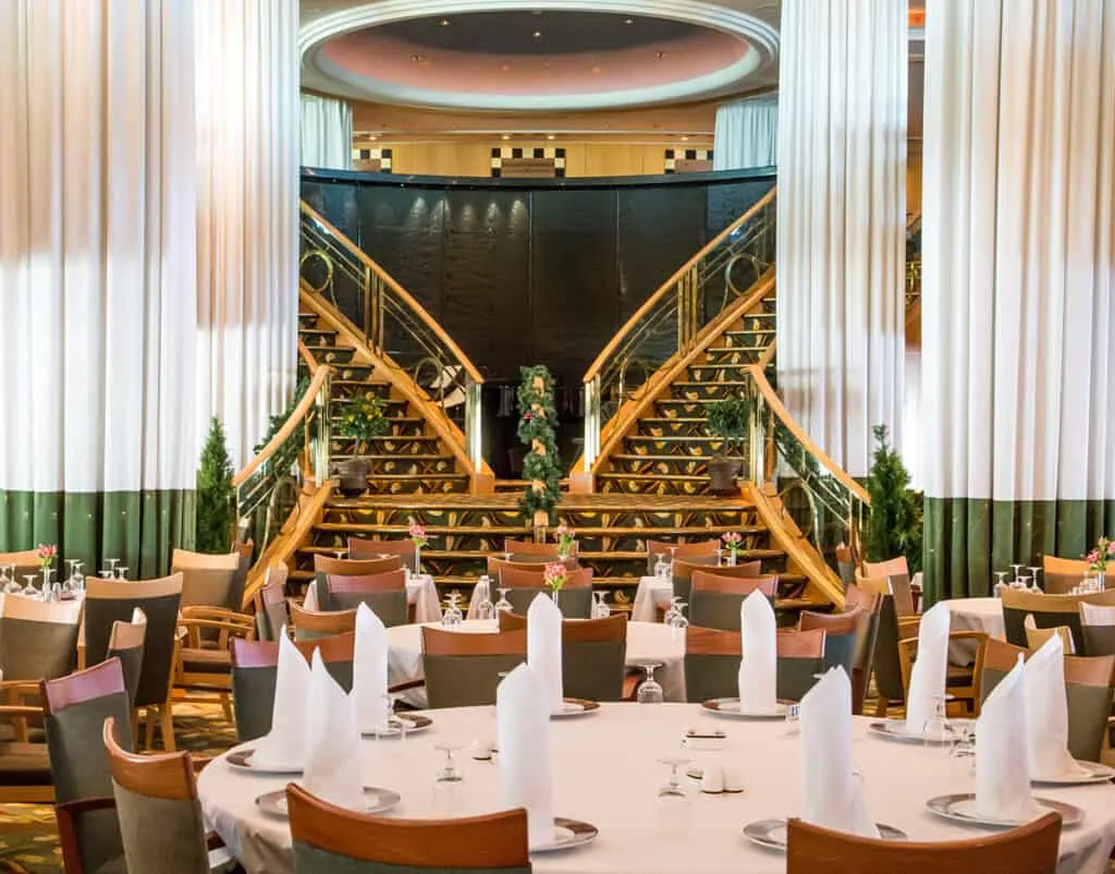 7 Cruise Dining Traps Too Many Cruisers Fall Into