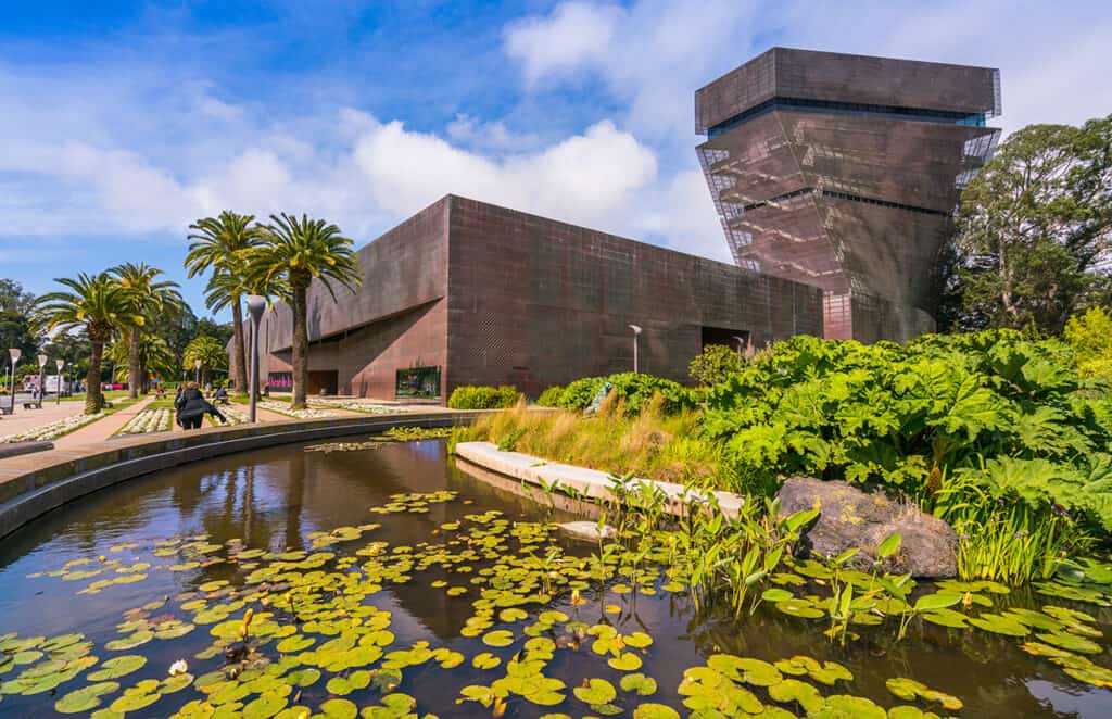 The De Young Museum 