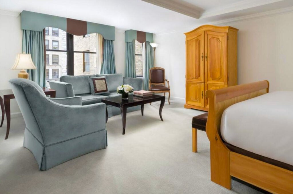 Michaelangelo hotel junior suite