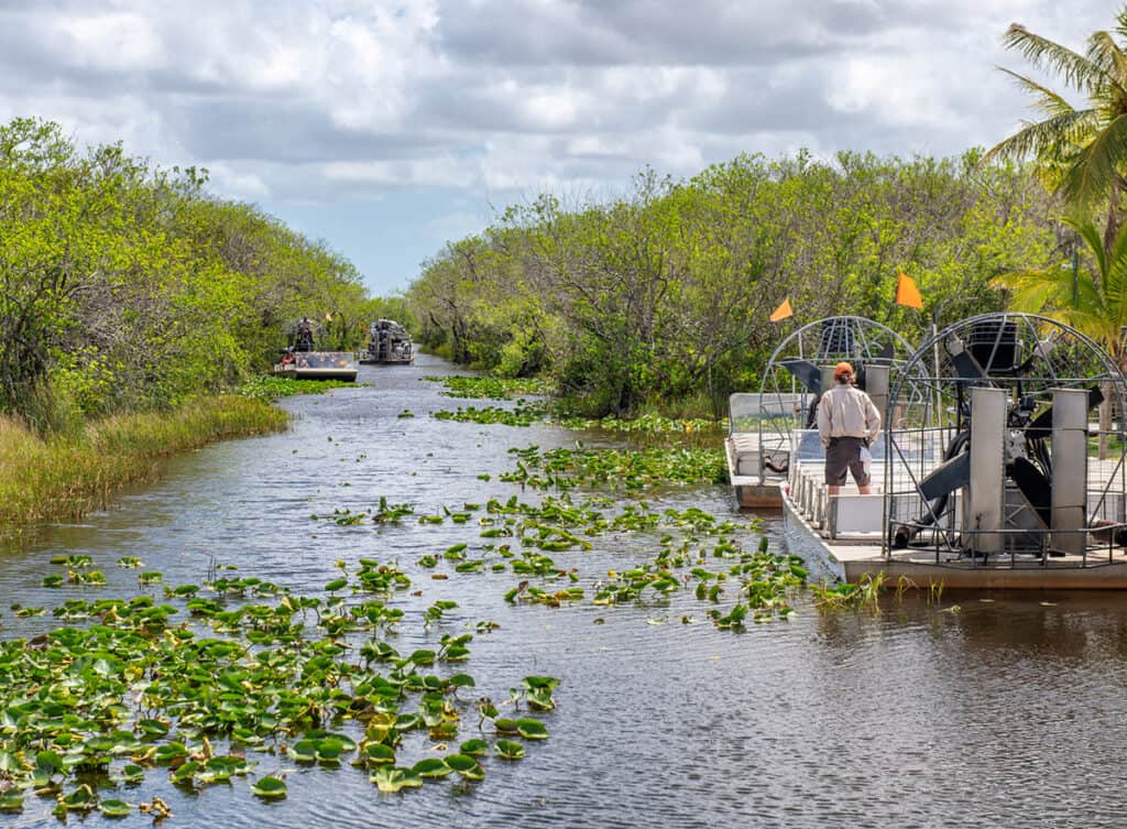 Airboats on everglades