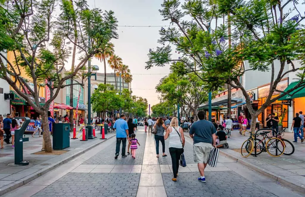 Shoppers on 3rd Street Promenade in Santa Monica