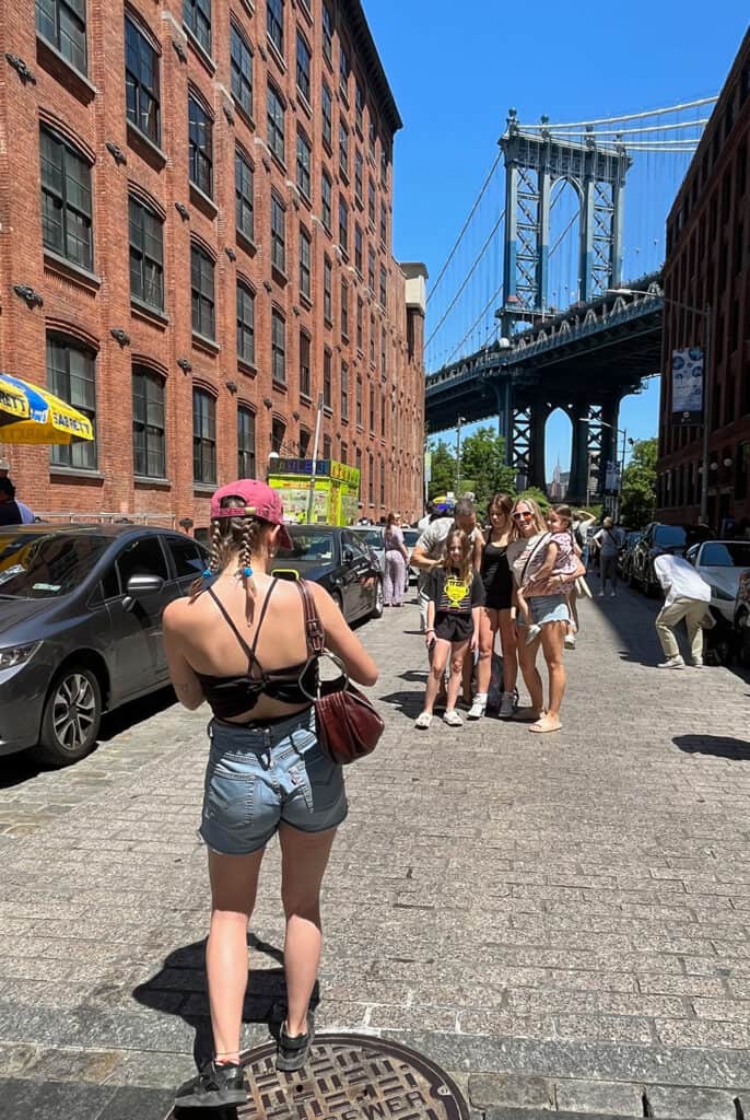 selfies under the Manhattan Bridge