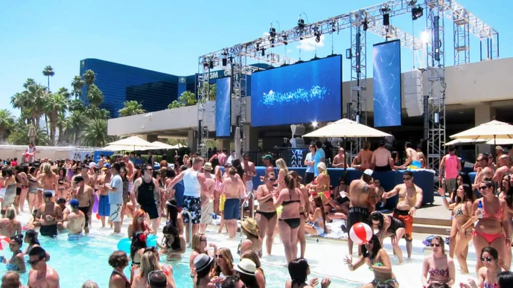 Get the party started at the MGM Grand Las Vegas Pool!, MGM Grand Las Vegas Pool