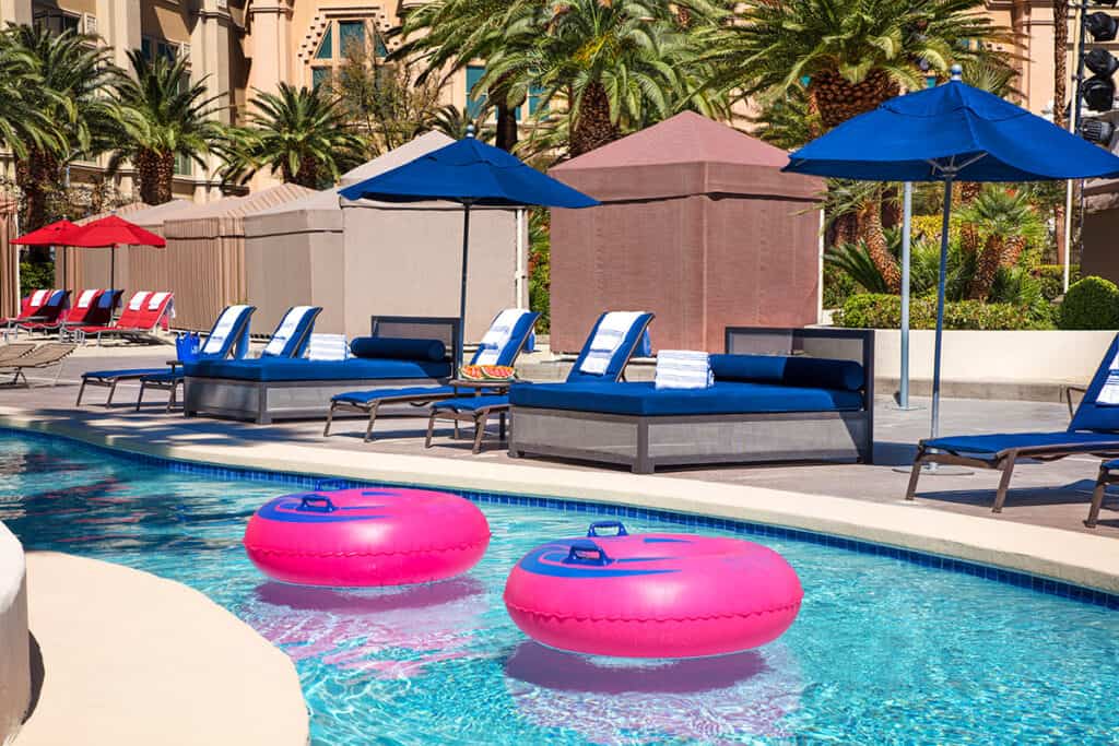 Mandalay Bay's lazy river, Las Vegas