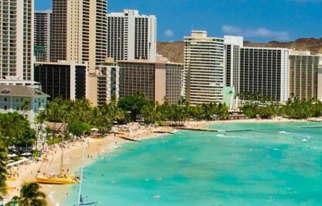 things-to-do-in-waikiki (640 x 853 px)