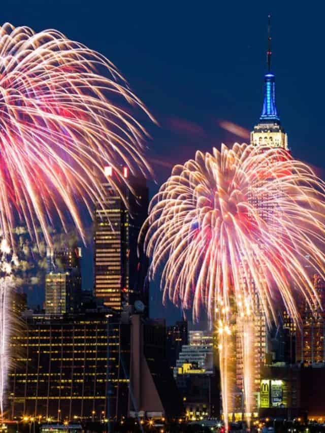 NYC: Here are the BEST July 4th Fireworks events in the city!