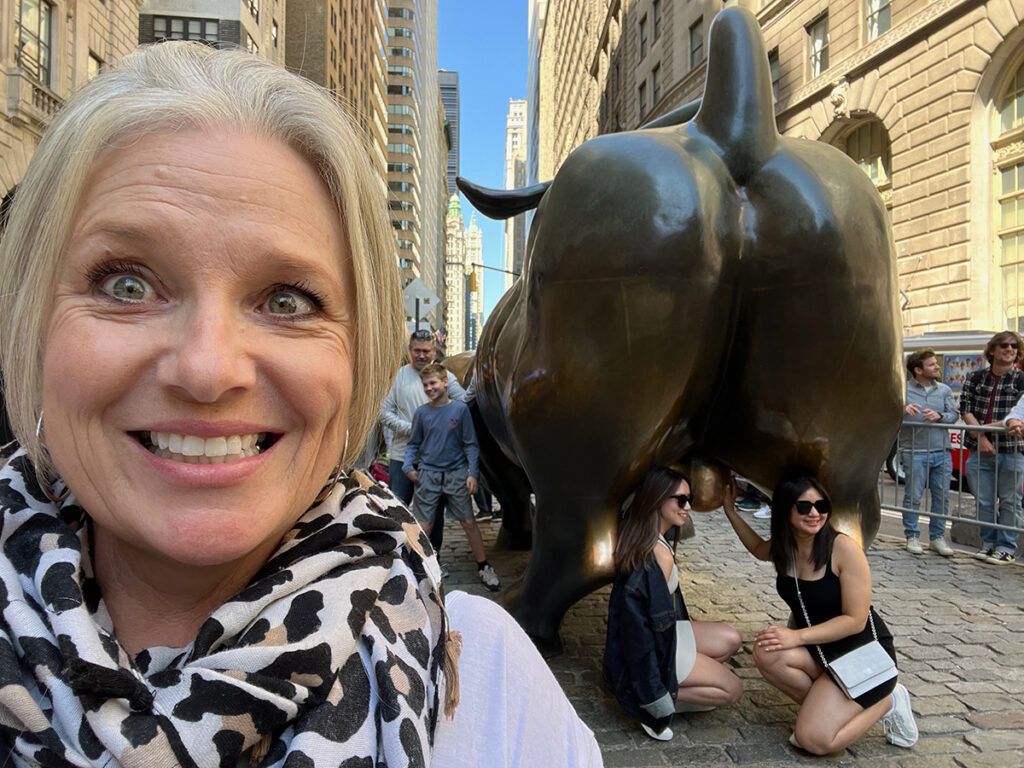 Wall Street bull bollocks
