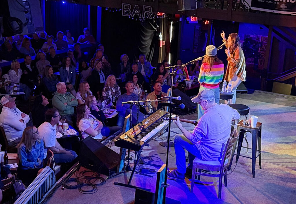 Mae Estes joins Aimee Mayo and Chris Lindsey at Backstage Nashville