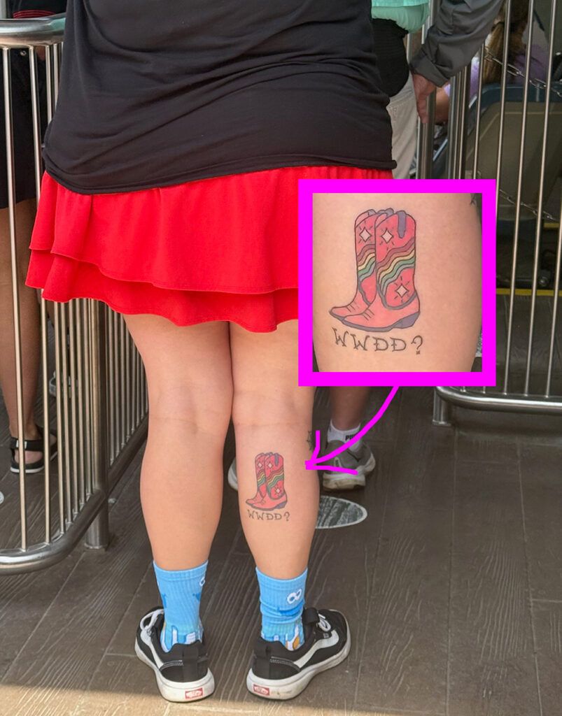 WWDD tattoo on fan