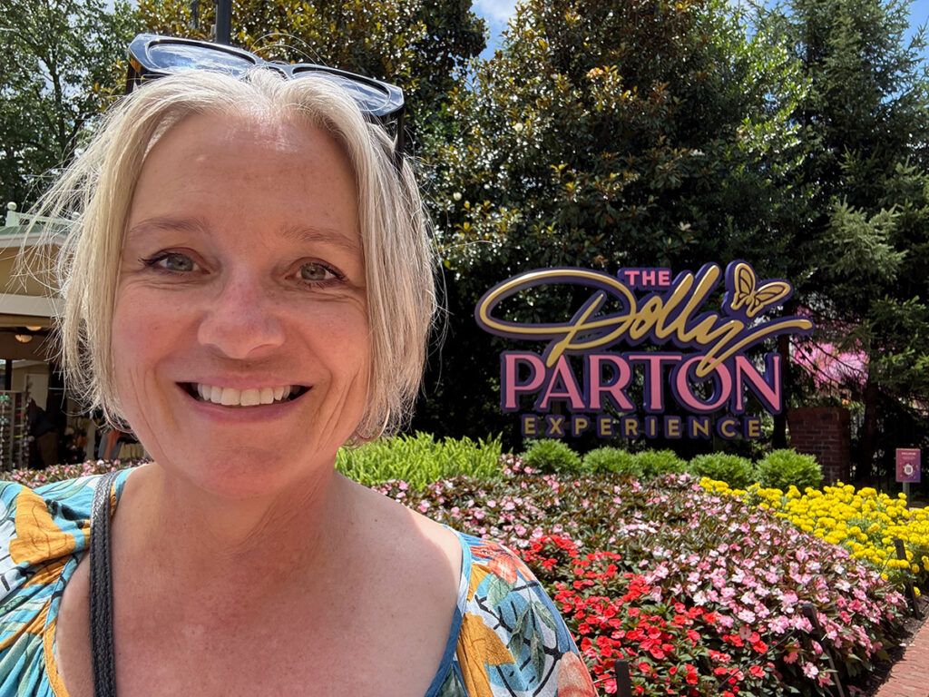 Megan at Dollywood