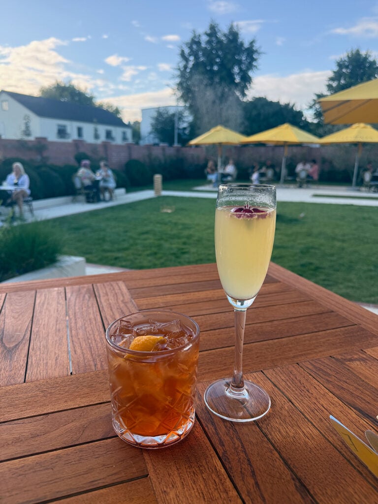 Old Fashioned and French 75 cocktails