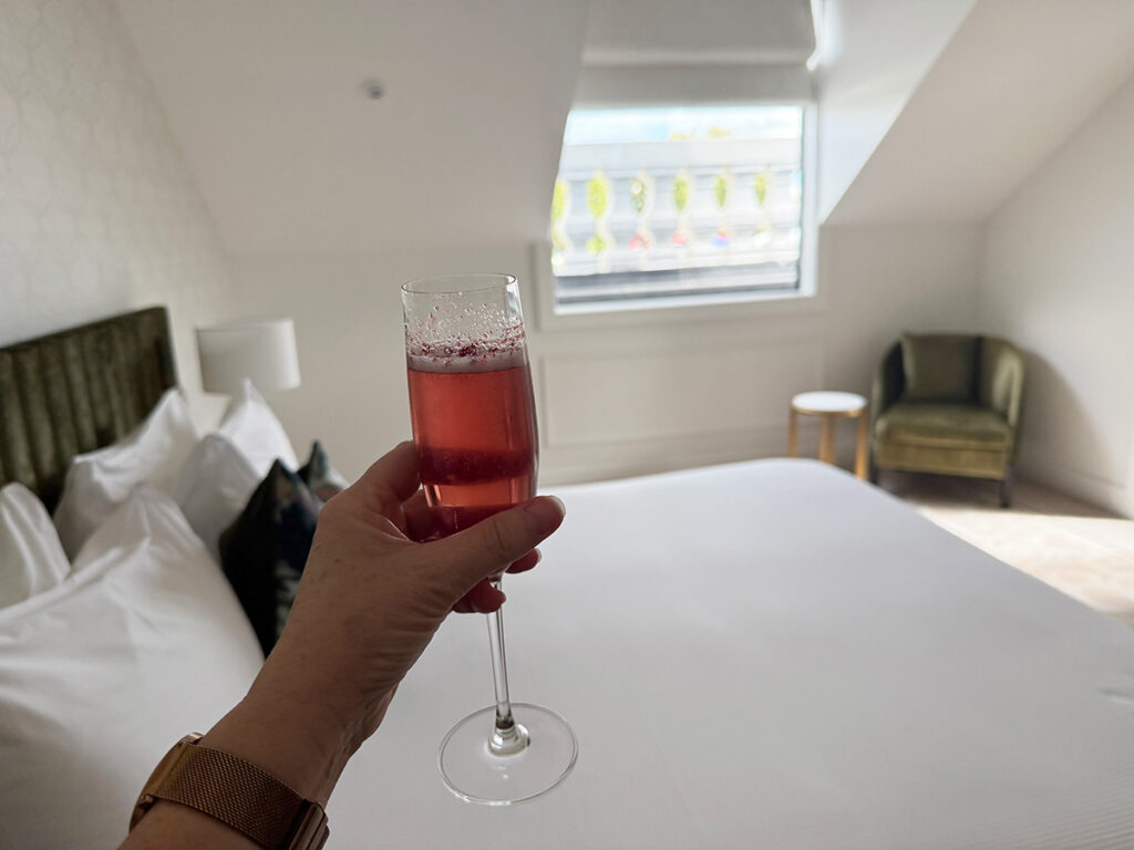 Welcome drink at Clements in suite