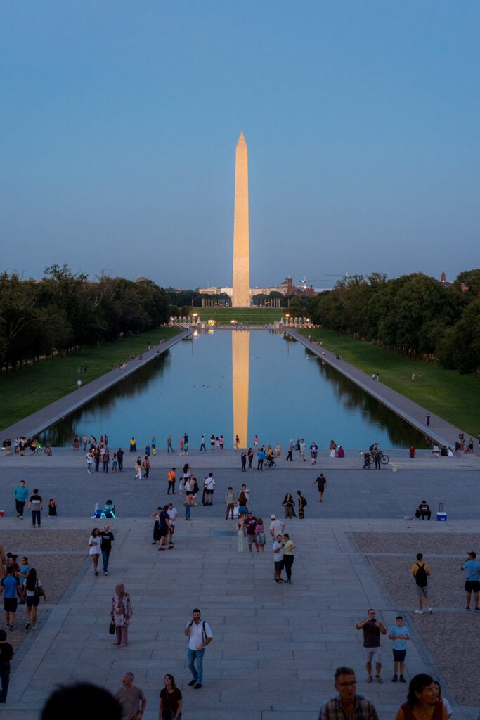 Waashington Monument at night from the Lincoln Memorial
