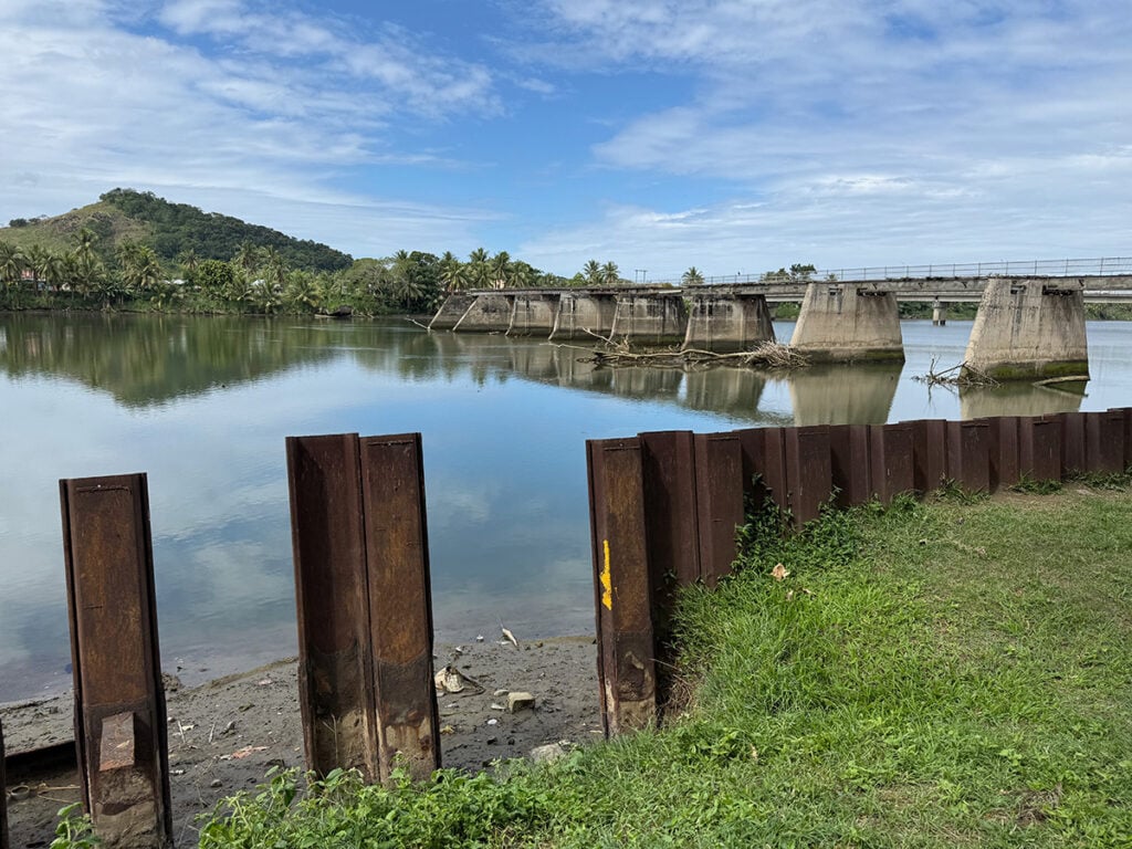 The famous broken bridge to nowhere on Sigatoka River
