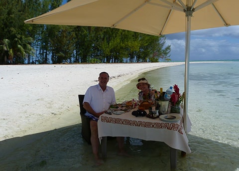 Hilton Bora Bora lunch in sea
