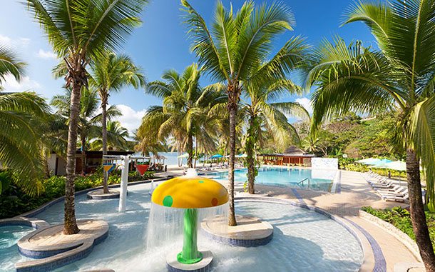 Kids pool Holiday Inn Vanuatu