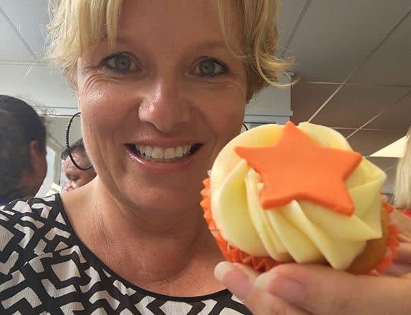 Jetstar cupcake