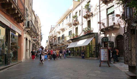 Taormina shops Taormina shops
